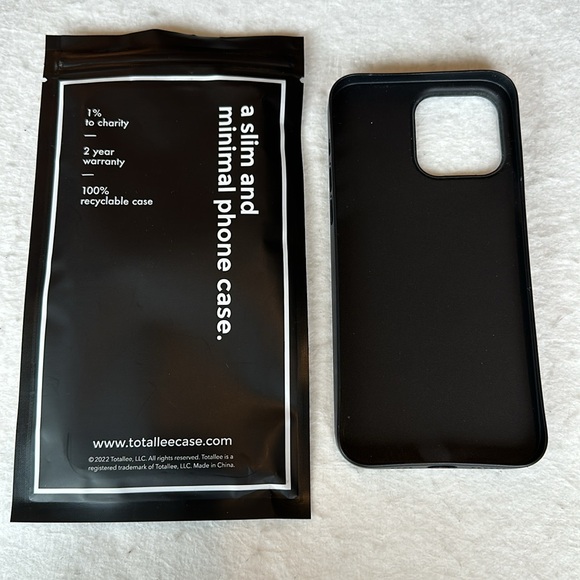 Totallee Cases iPhone 14 Pro Max Black Slim & Minimal Phone Case - Picture 2 of 7